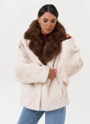 Женская куртка из эко меха